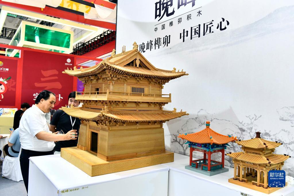 永胜娱乐app